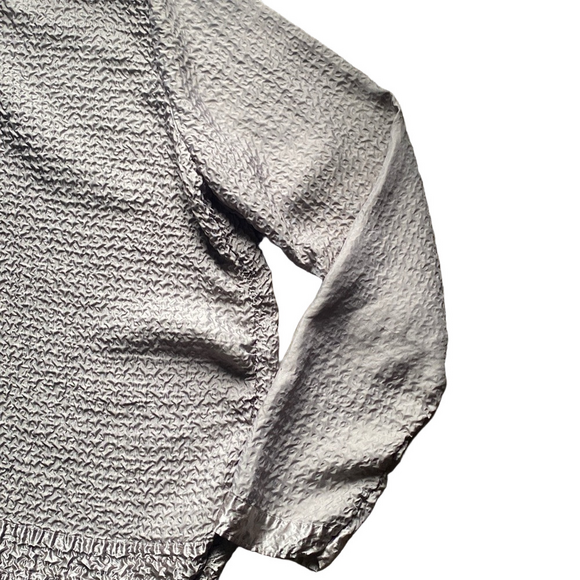 🎁Carole Little Textured Light Gray Blouse - Picture 2 of 6